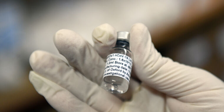 Pandemiyi yenmek için birden fazla aşıya ihtiyacımız olacak